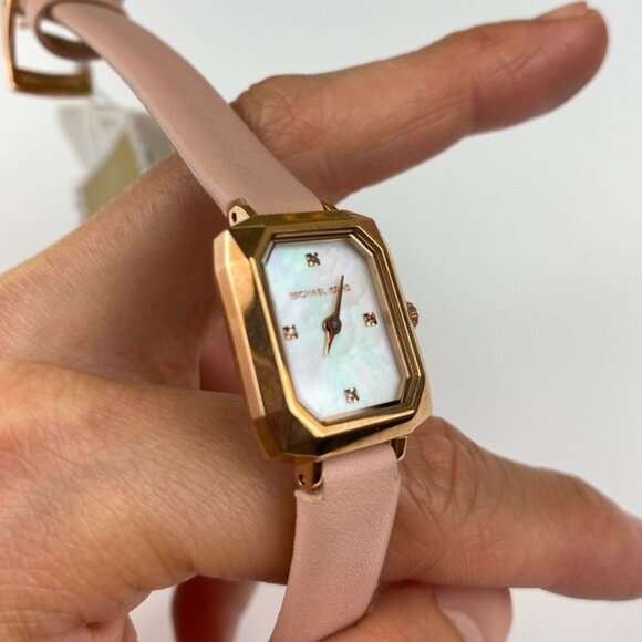 Michael Kors MK2923 Alane Two-Hand Blush Leather Watch - Picture 5 of 8